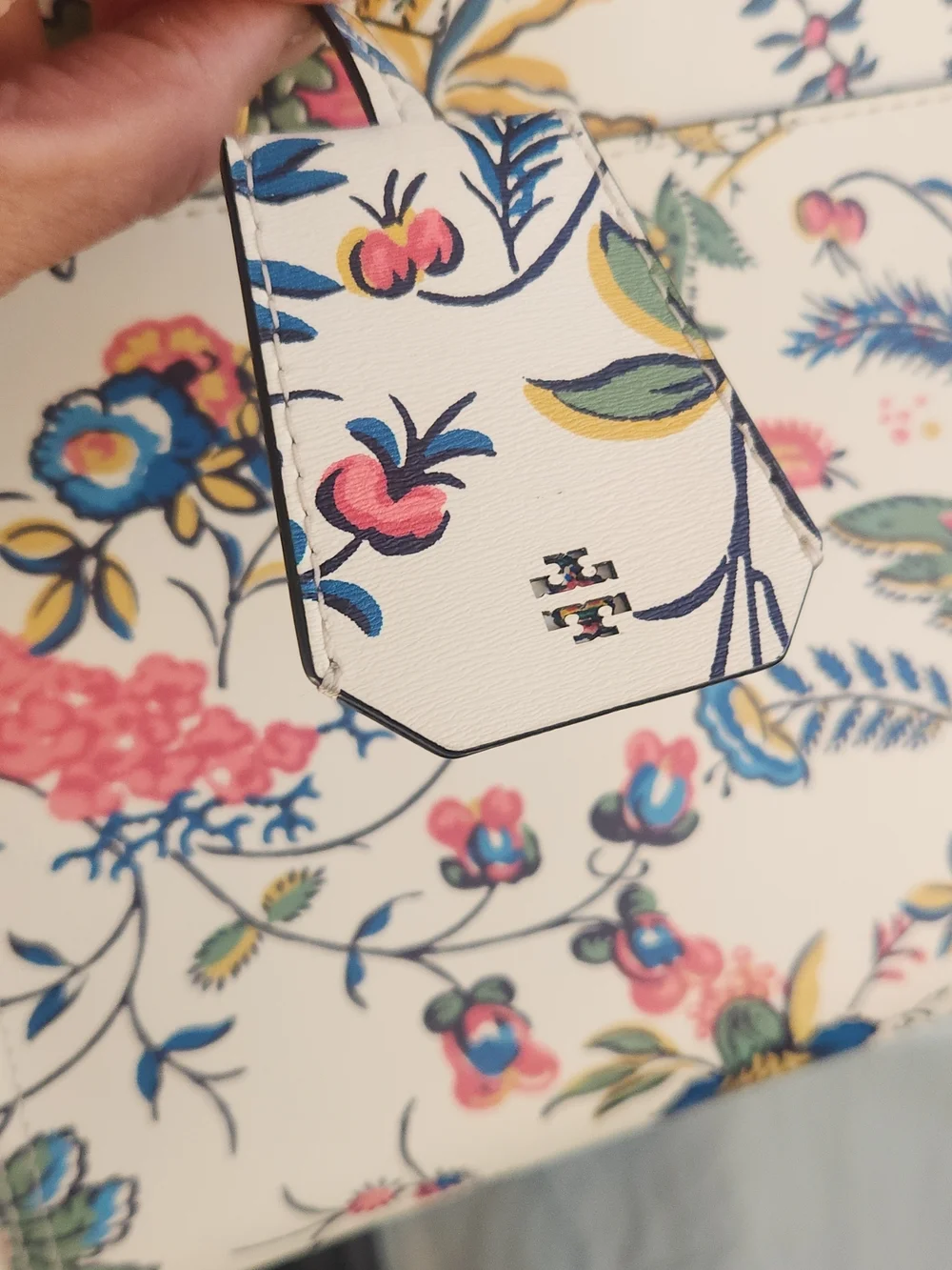 Floral Print Cream Tote Bag with Dual Handles - Picture 4 of 6